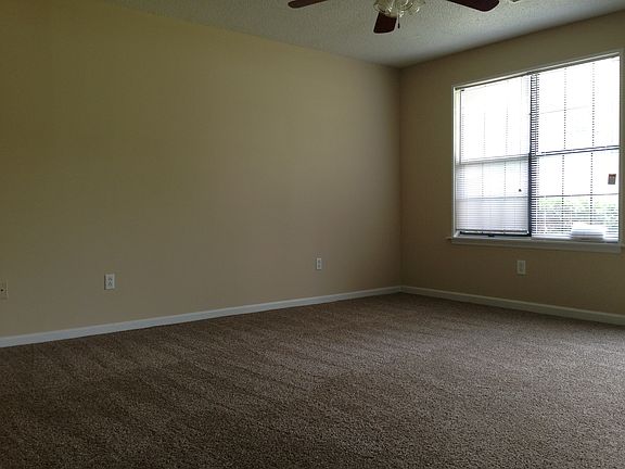 4th image of 101 Pamela Ln
