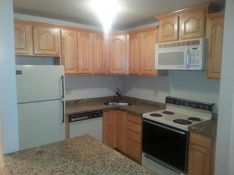 1st image of 756 Prescott Dr APT 108