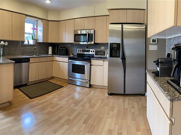 3rd image of 240-25 65th Ave