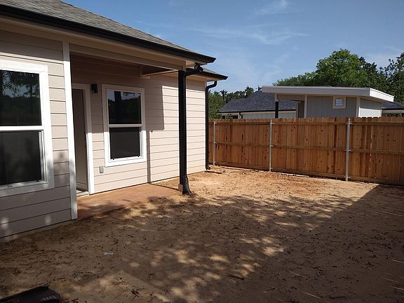 4th image of 1000 Wood Hollow Dr #105