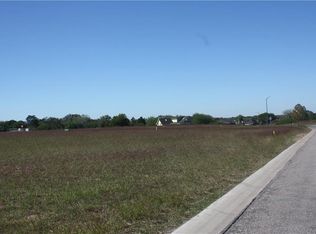 915 2nd St, Cuero, TX 77954