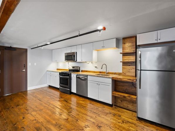 558 Saint Francis St #3C