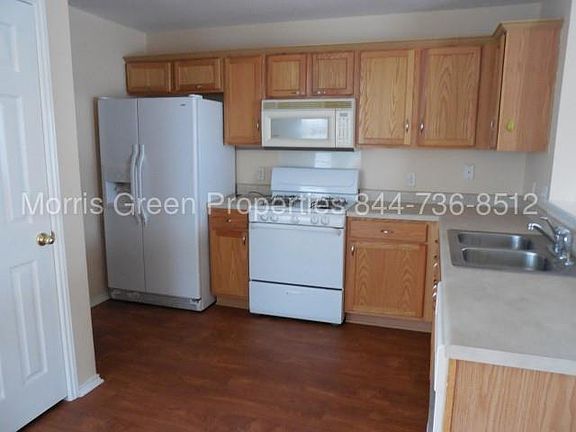4th image of 2822 Deerfern Ln