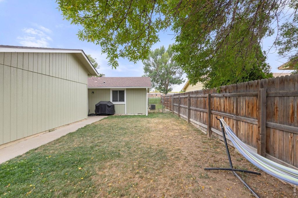 1704 Ranae Dr
