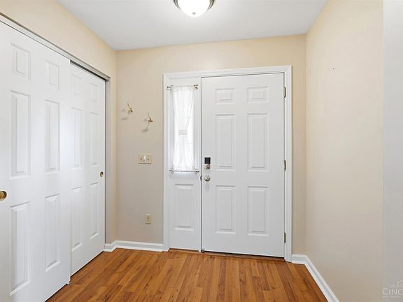 4th image of 83 Clubhouse Lane