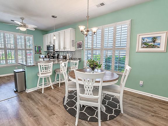 5th image of 297 Connemara Dr. #A