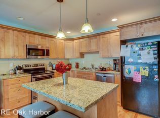 104 NW Wilkies St, Coupeville, WA 98239