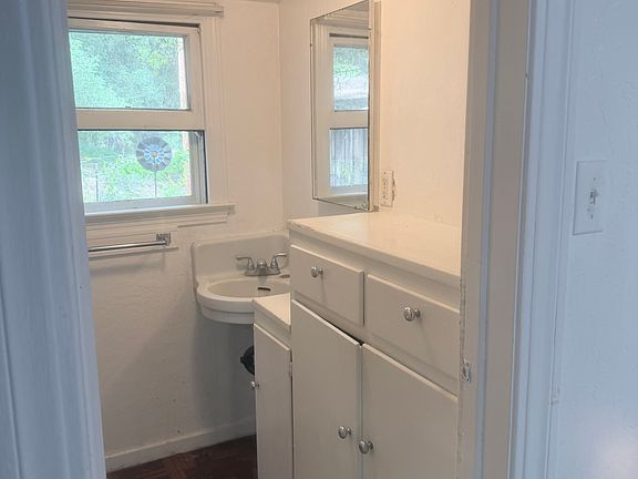4th image of 285 San Benancio Rd