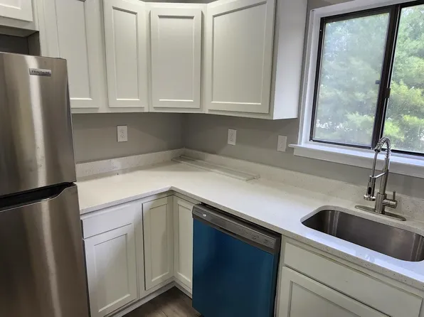 12037 Hallandale Ter, Bowie, MD 20721