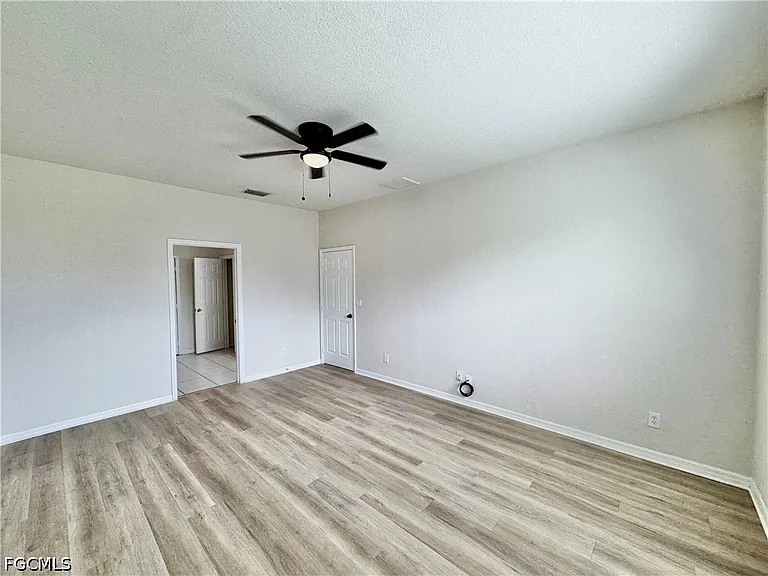 530 Kilgour Ave — Photo 24