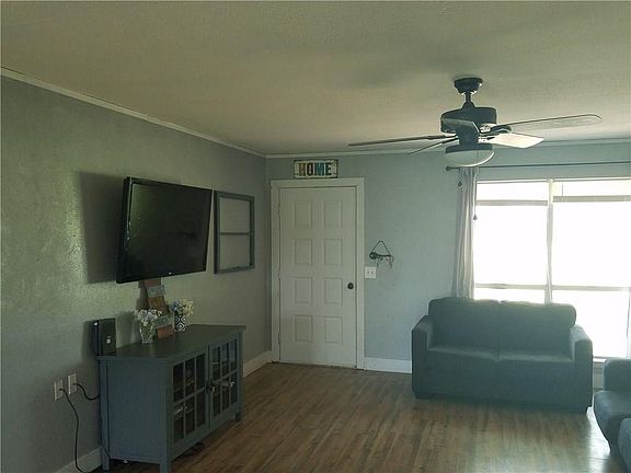 3rd image of 6377 County Road 4102