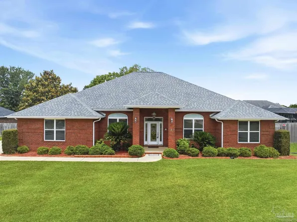 1776 Brightleaf Cir, Cantonment, FL 32533