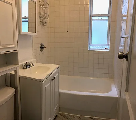 Rented by Citi Living Solutions | media 17