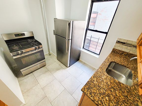 2nd image of 124 Sherman Ave APT 20
