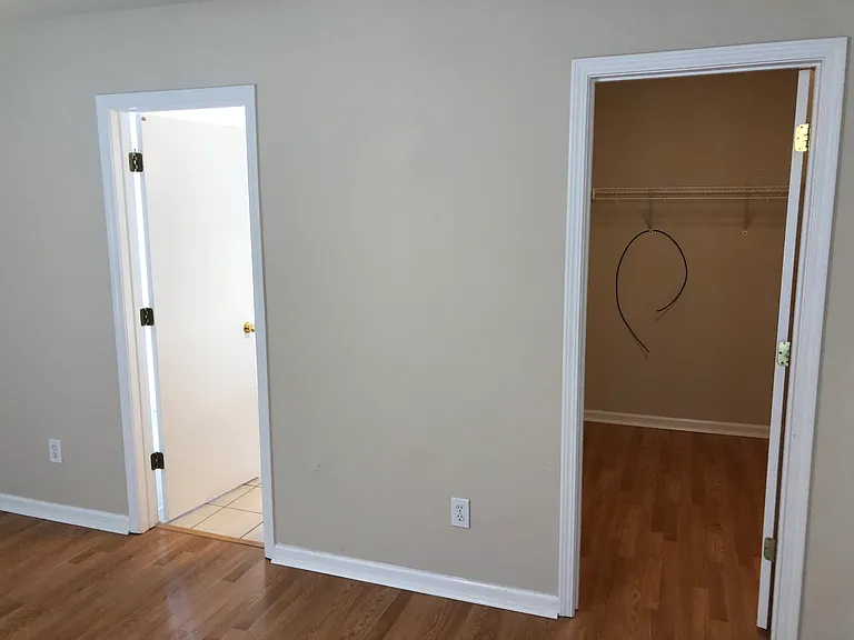 912 Elderberry Ln — Photo 25