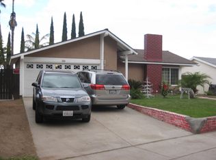 957 W Crestview St, Corona, CA 92882