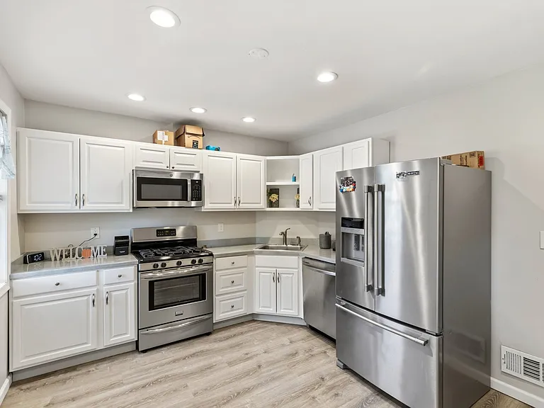 8530 Oakleigh Rd — Photo 8