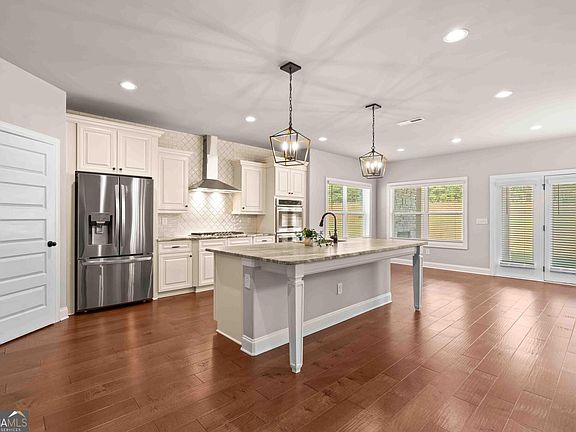 2nd image of 74 Highgate Dr