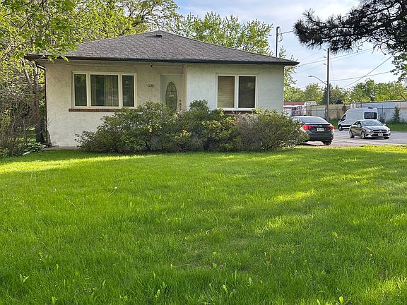 2nd image of 1076 Dixie Rd