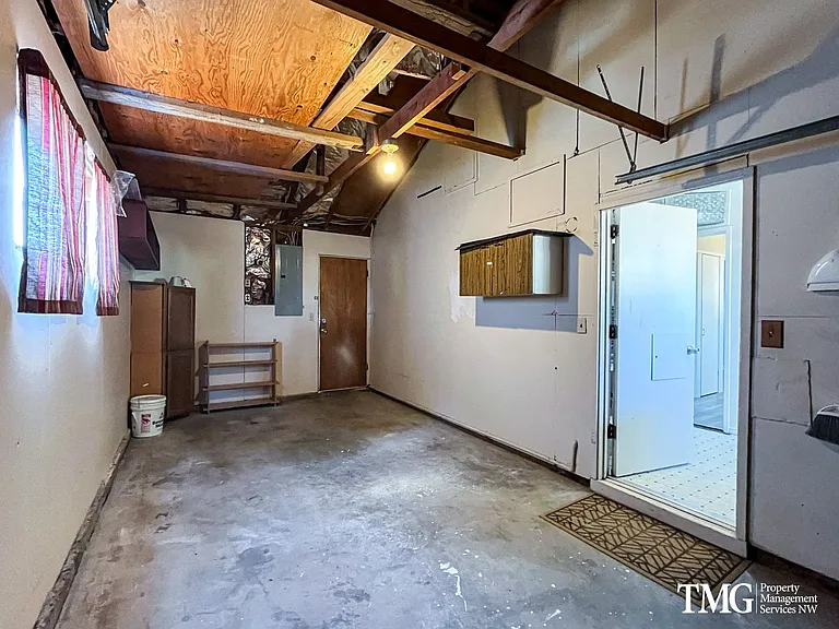 2407 Concord St — Photo 11