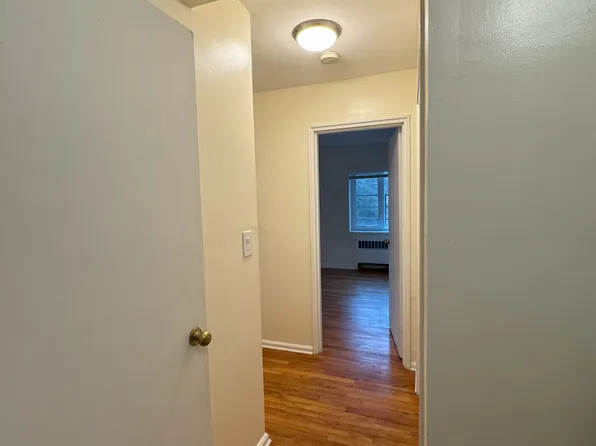 576 Whitney Ave APT J2, New Haven, CT 06511
