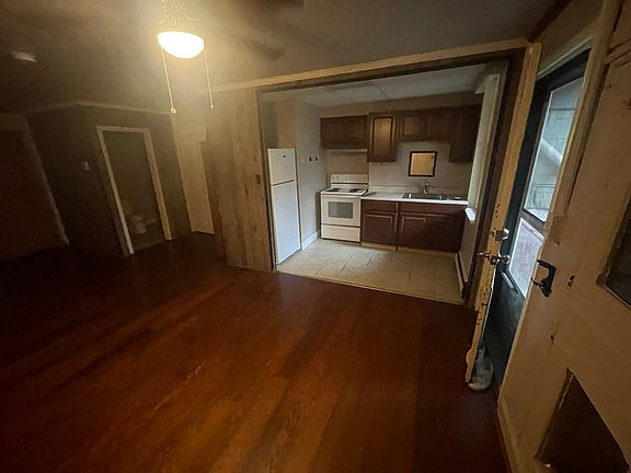 4th image of 516-518 W 1st Ave #B