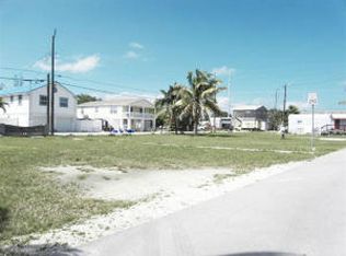 713 E 105th St, Marathon, FL 33050