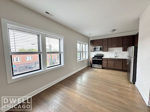 3rd image of 3409 W Fullerton Ave #3D