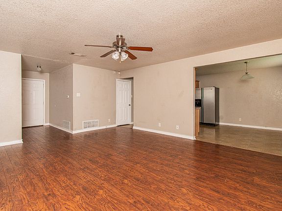 4th image of 3408 Ida Dr