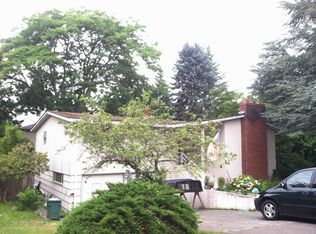 9223 27th Ave NE, Seattle, WA 98115