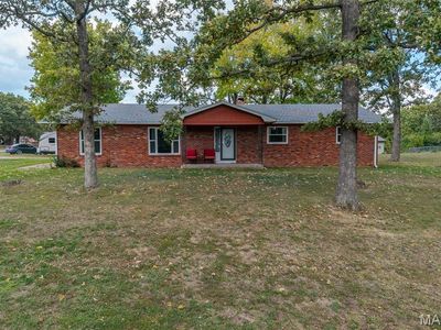 22727 Pin Oak Dr, Lebanon, MO, 65536