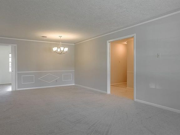 5th image of 2202 Tuscan Ln