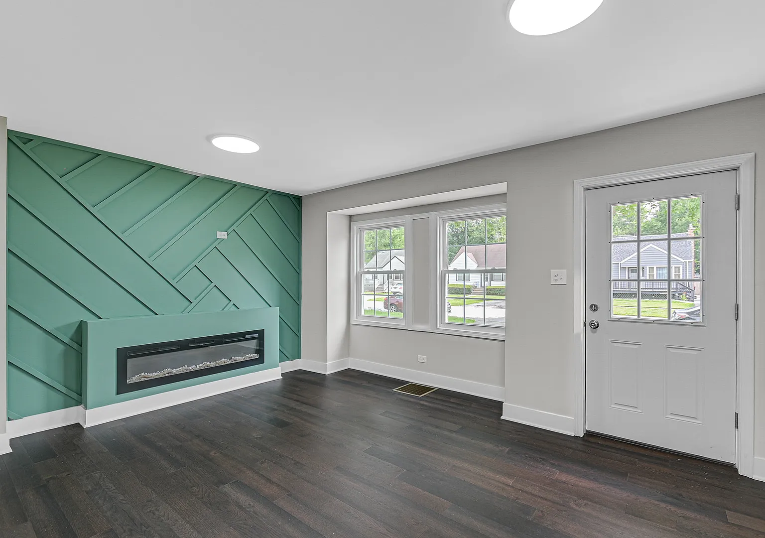 4 bed, 1401 sqft, $2,650 — Photo 4