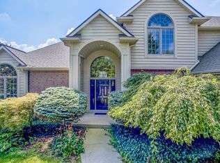 10415 Greenoak Blvd, Fort Wayne, IN 46814