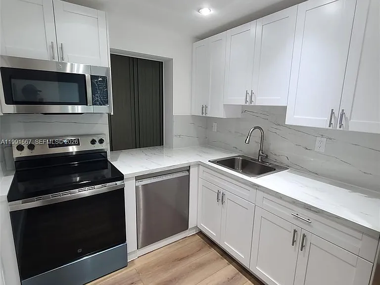 17570 Atlantic Blvd #501 — Photo 1