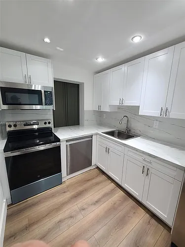 17570 Atlantic Blvd #501 Photo 1