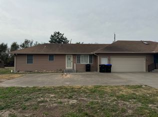 1402 NE Chester Ave #1402, Topeka, KS 66616