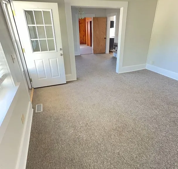 104 Boswell St — Photo 3