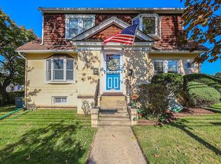 297 Clarke Ave, Staten Island, NY 10306