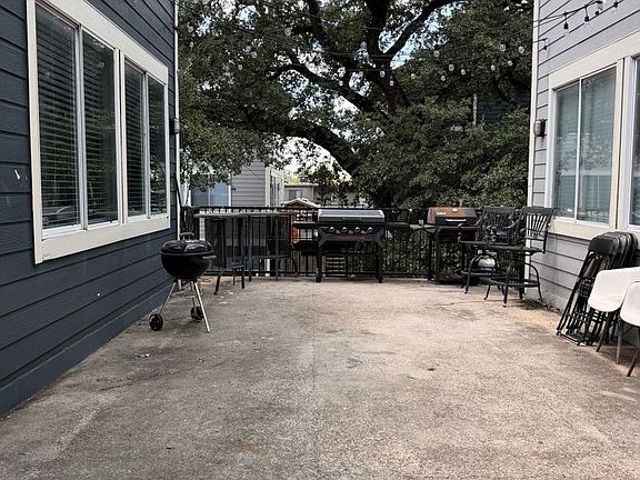 2nd image of 910A Keith Ln
