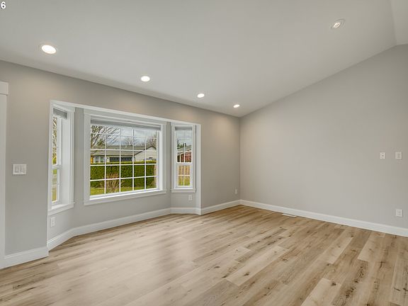 4th image of 1119 SE 21st Cir