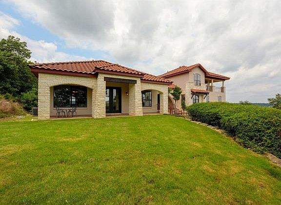 3rd image of 809 S Angel Light Dr