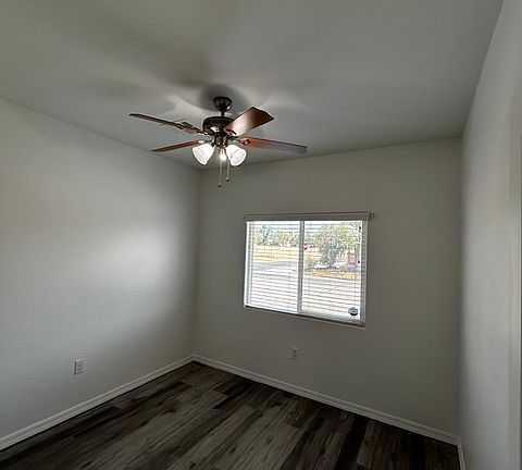 5th image of 1298 E Avenida Fresca