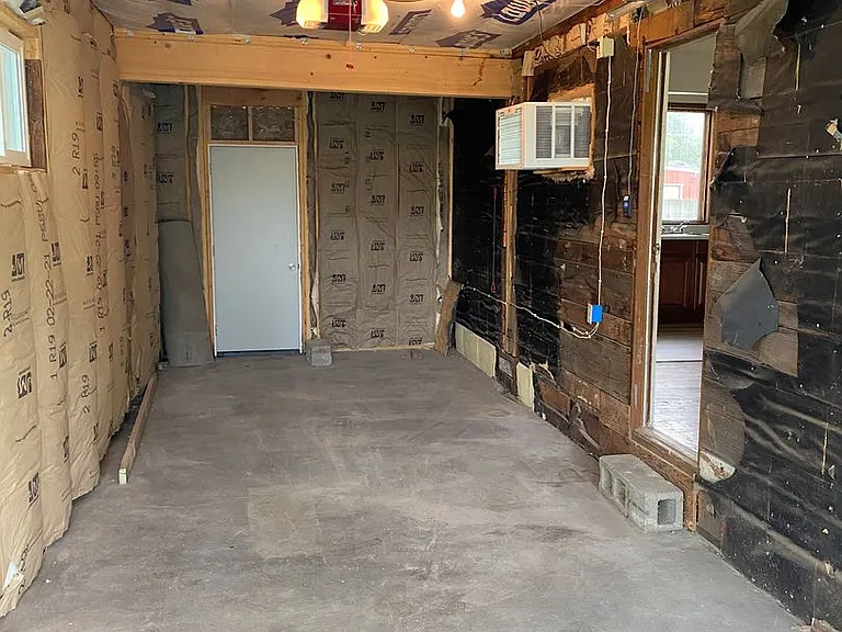 1410 N Forrest St — Photo 8