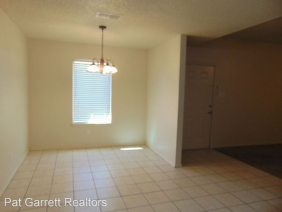 3rd image of 5808 96th St Unit A