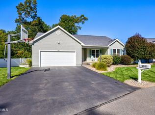 1001 Kingswood Ct, Schenectady, NY 12303