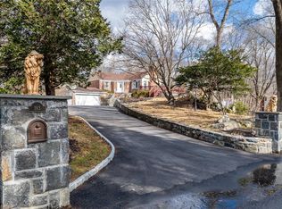 193 Chappaqua Rd, Briarcliff Manor, NY 10510