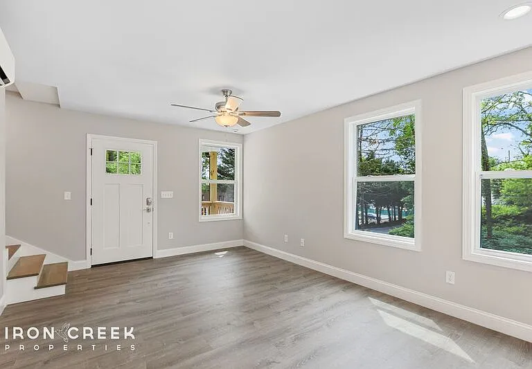 64 Hansel Ave #10 — Photo 5