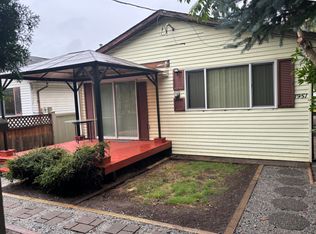 1951 Coquitlam Ave, Pt Coquitlam, BC V3B 1J2