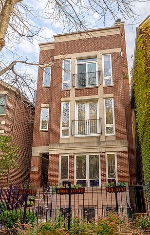 1st image of 1819 N Bissell St #3